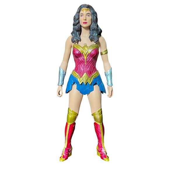 McFarlane DC Multiverse Gal Gadot 19" Wonder Woman Action Figure - Picture 12 of 12